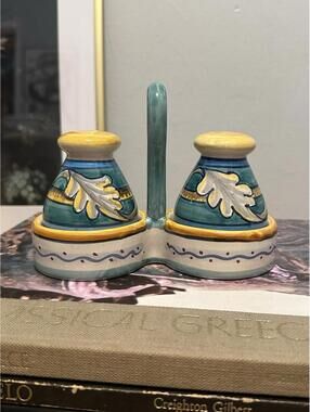 Deruta Italy Italian Pottery Raffaellesco Salt and Pepper Set With Caddy